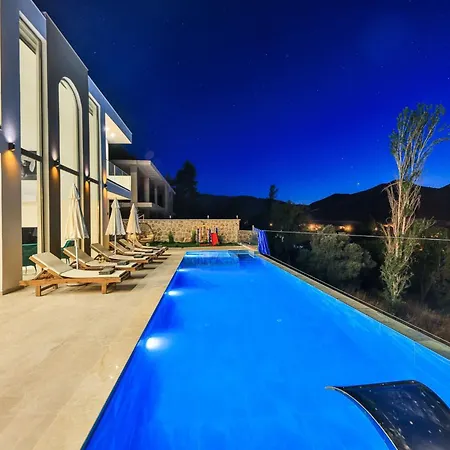 Taha Iki Villa *