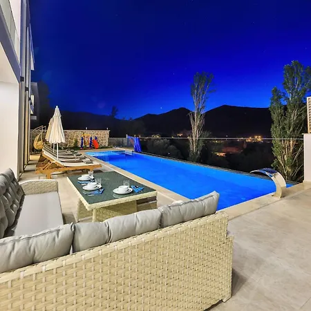 Taha Iki Villa Kas